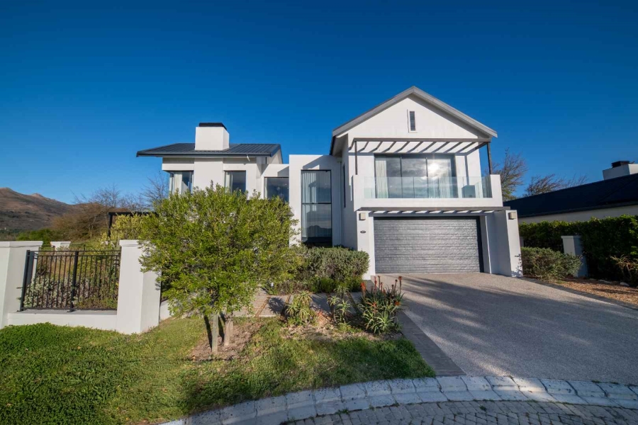 To Let 4 Bedroom Property for Rent in Val De Vie Estate Western Cape